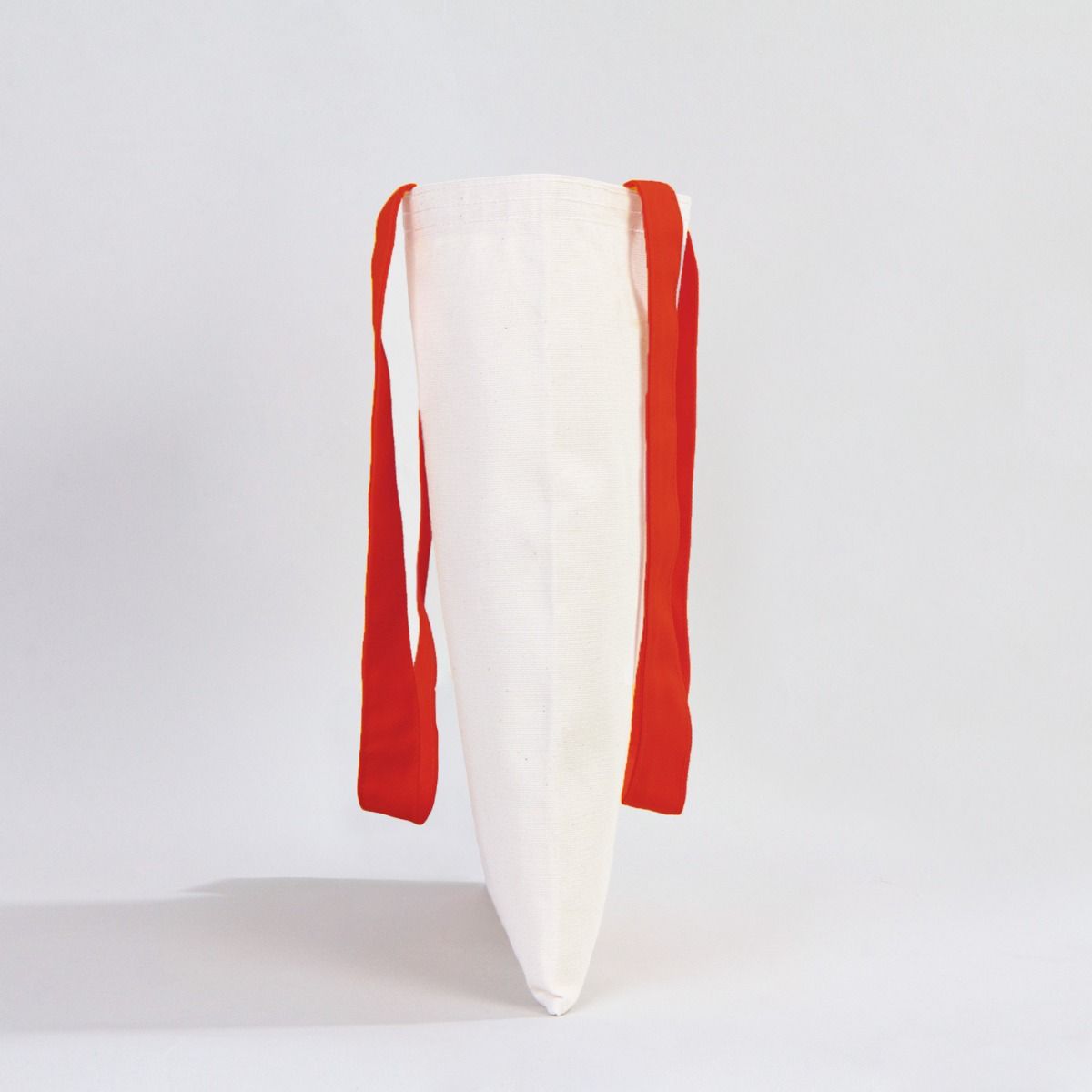 Sıradan çantaların ötesinde özgün bir seçenek