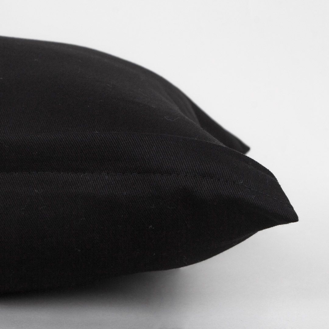 Yastık Kılıfı - Siyah (Özelleştirilebilir)