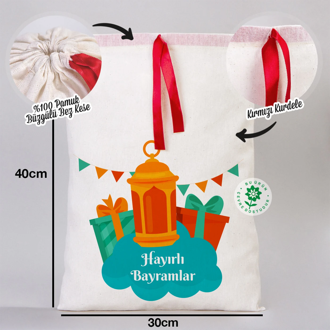 30x40 cm ölçülerinde, kırmızı kurdelalı, ay ve cami figürlü ‘İyi Bayramlar’ bez kese bayram çantası baskılı 