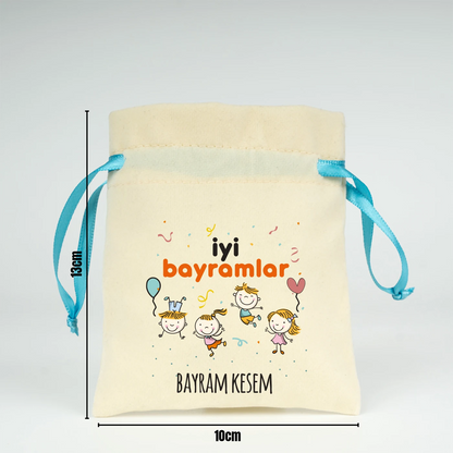 10x13 cm ölçülerinde, turkuaz büzgü ipli, şeker desenli Harçlık Kesem baskılı bez harçlık kesesi