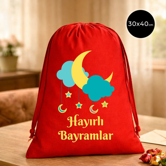 Kırmızı bez büzgülü çanta 30x40 cm, ay-bulut ve yıldız illüstrasyonlu, “Hayırlı Bayramlar” baskılı büyük boy çanta
