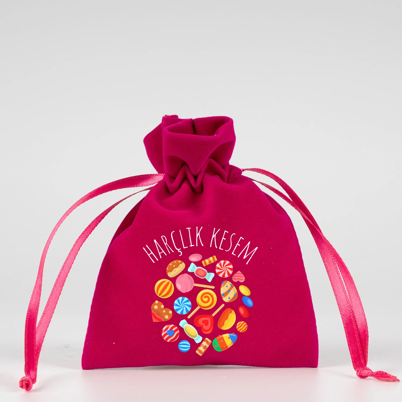 Bayram harçlık kesesi 10x13 cm fuşya kadife kese, renkli şeker motifli “Harçlık Kesem” baskı ve kurdele