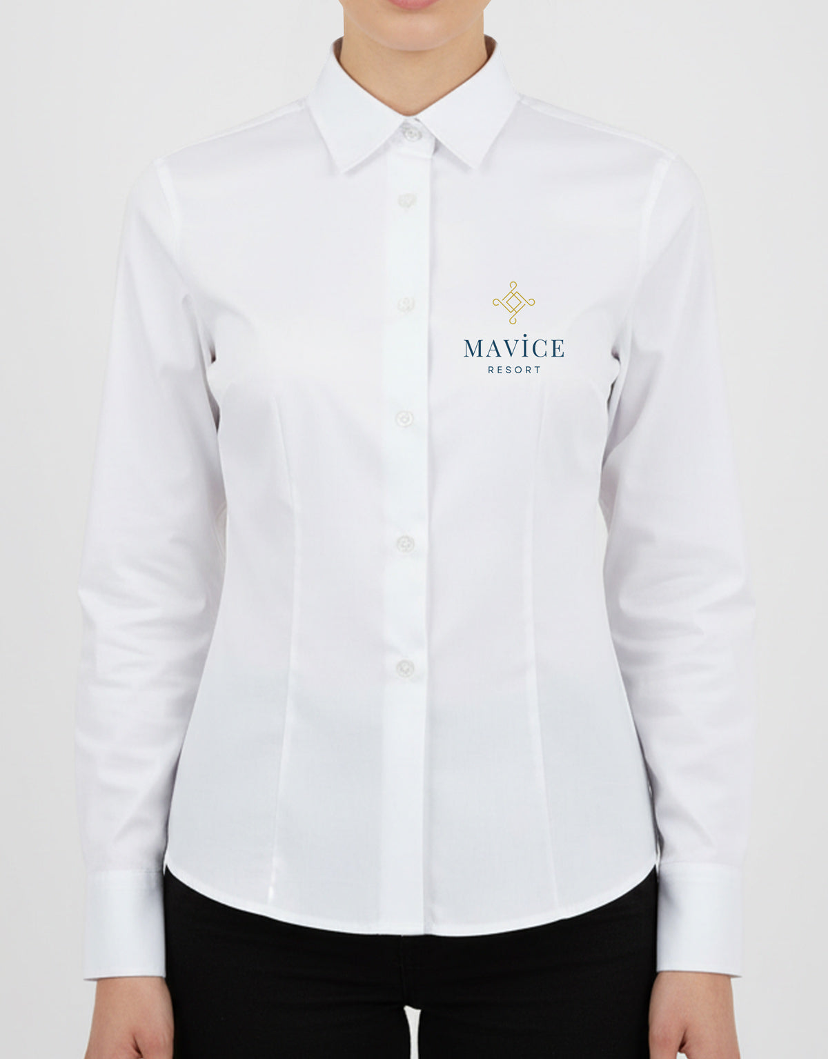 Kadın Beyaz Gömlek – Baskısız, Toptan Satış (Özelleştirilebilir)