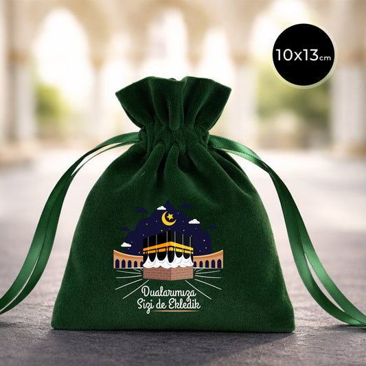 10x13 cm Dualarımıza Sizi de Ekledik | Hac ve Umre Hediyelik Kadife Gül Kese Yeşil